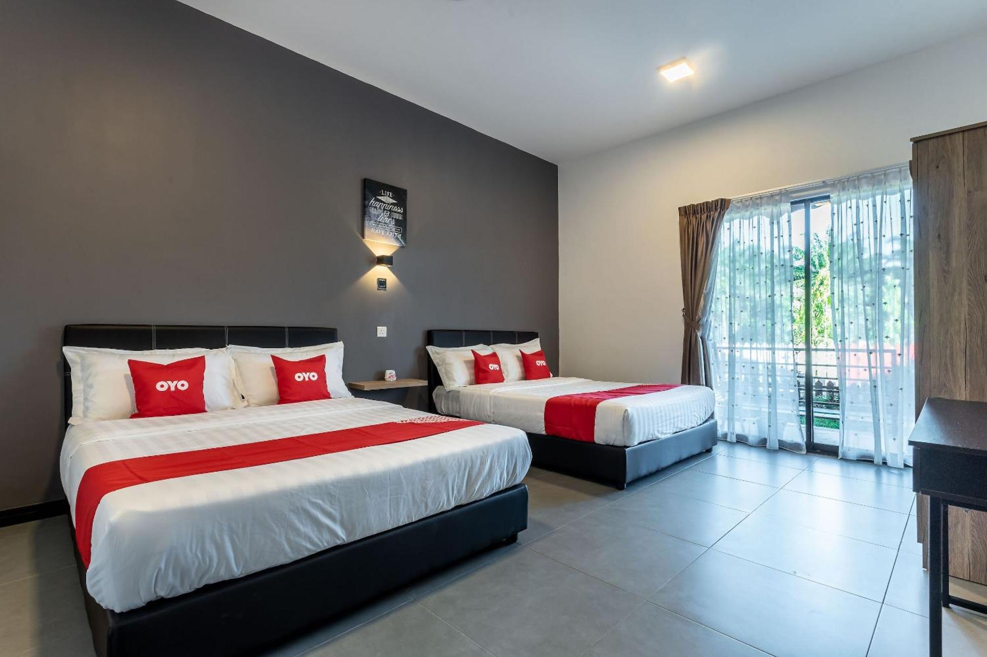 Oyo 90149 Pua Family Semporna Hotell Exteriör bild